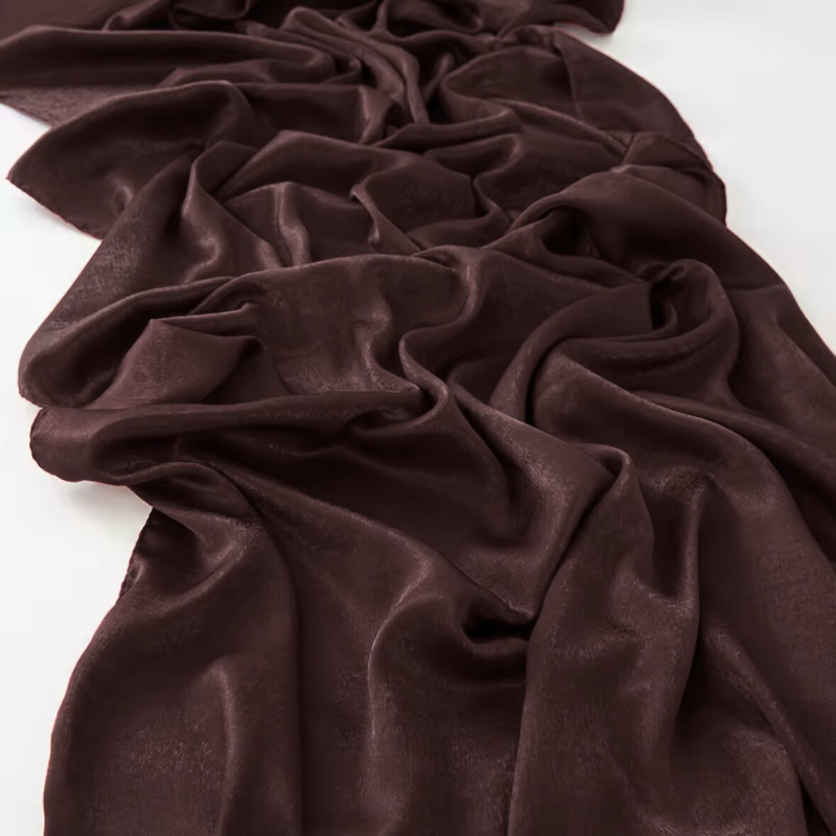 Nina | Velvet Silk Hijab