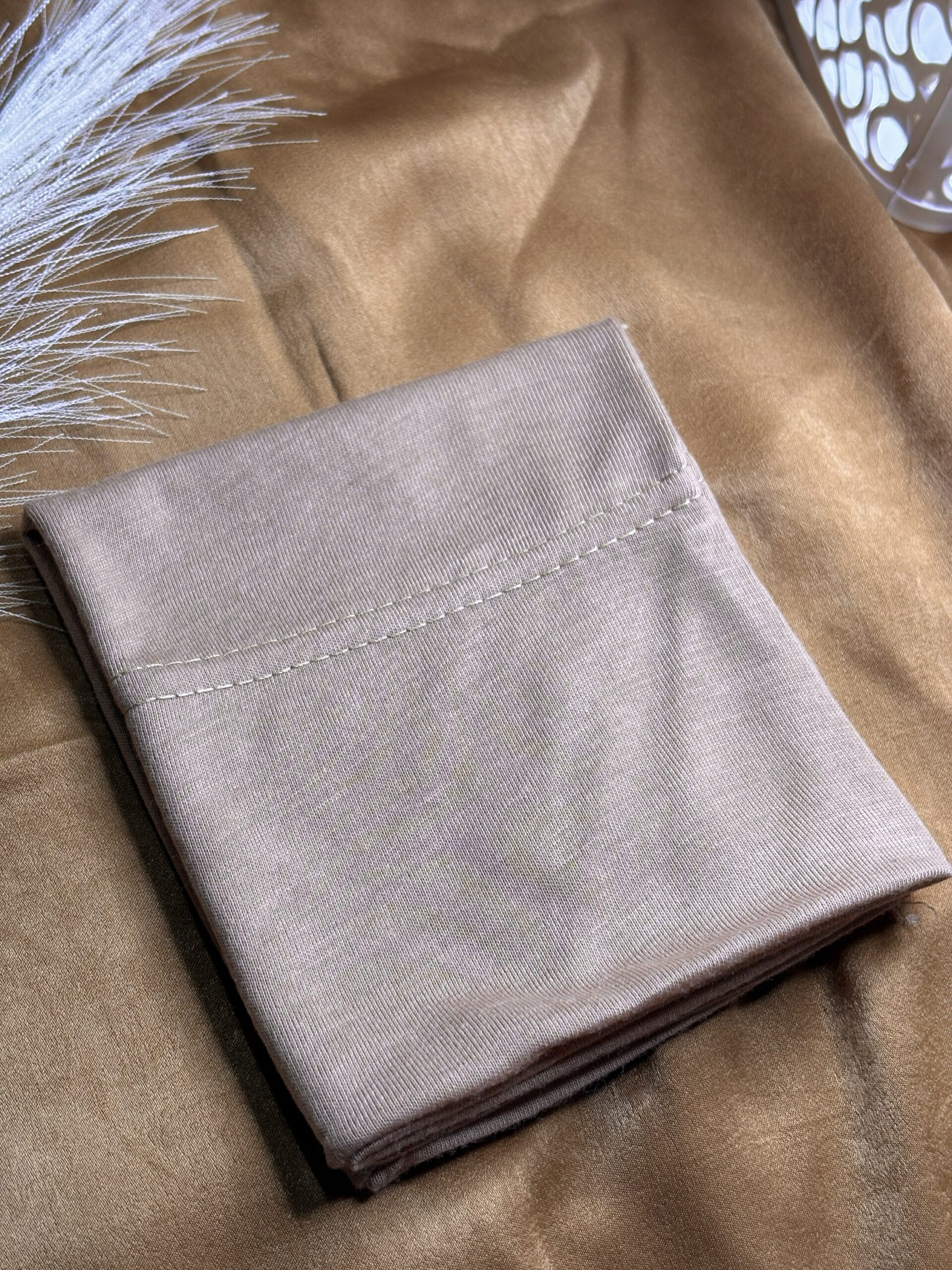 Carob | Tube Undercap
