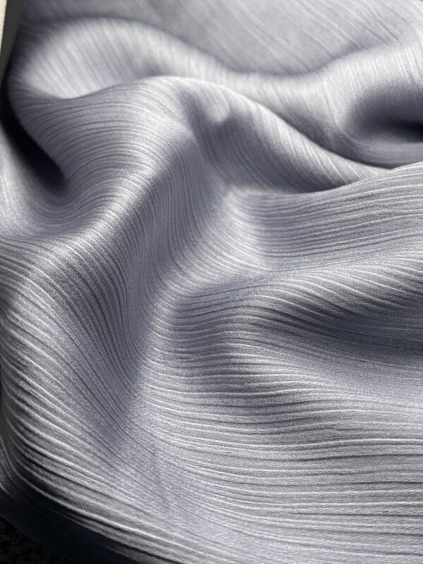Cloudy Grey | Crinkle Satin Hijab