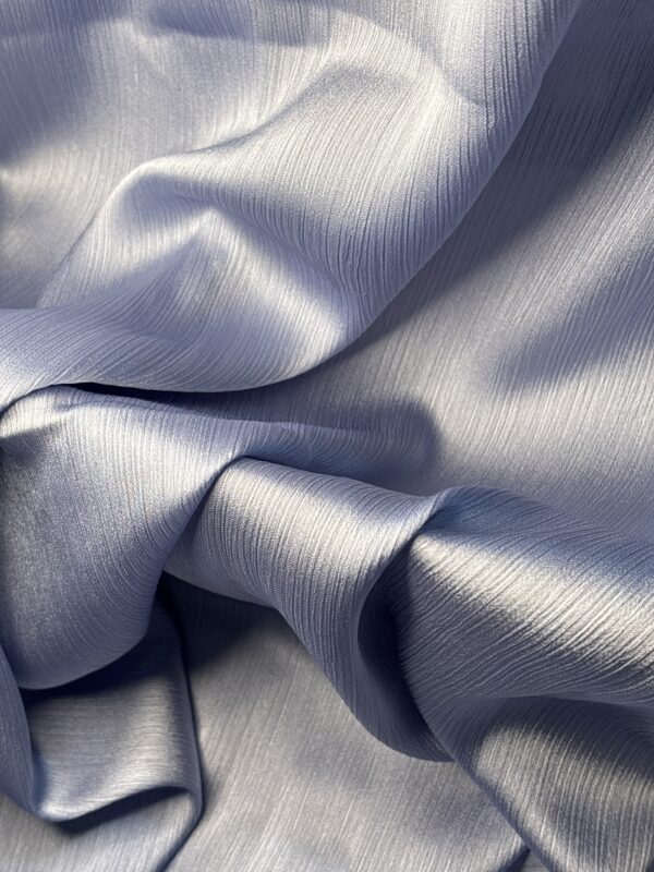 Columbia | Crinkle Satin Hijab