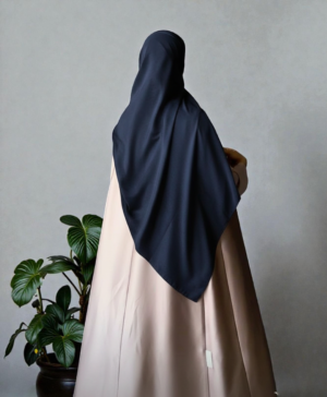 Castleton | Velvet Silk Hijab